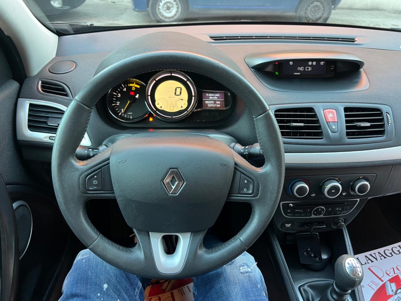 Renault Megane Mégane C-C 1.5 dCi 110CV Floride