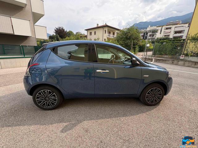 LANCIA Ypsilon 1.0 FireFly 5 porte S&S Hybrid Silver Plus