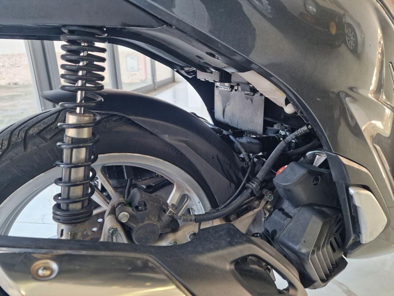 Honda SH 125 POCHI KM