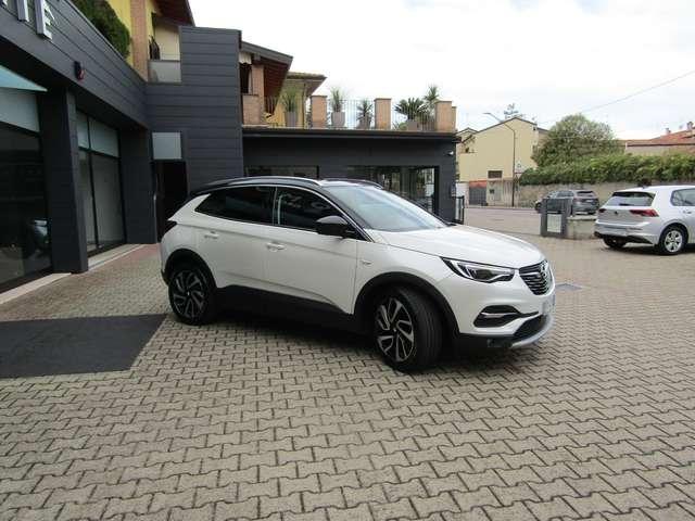 Opel Grandland X GRANDLAND X 177 CV AUTO,CERCHI 19,NAVI,GANCIO,FUL