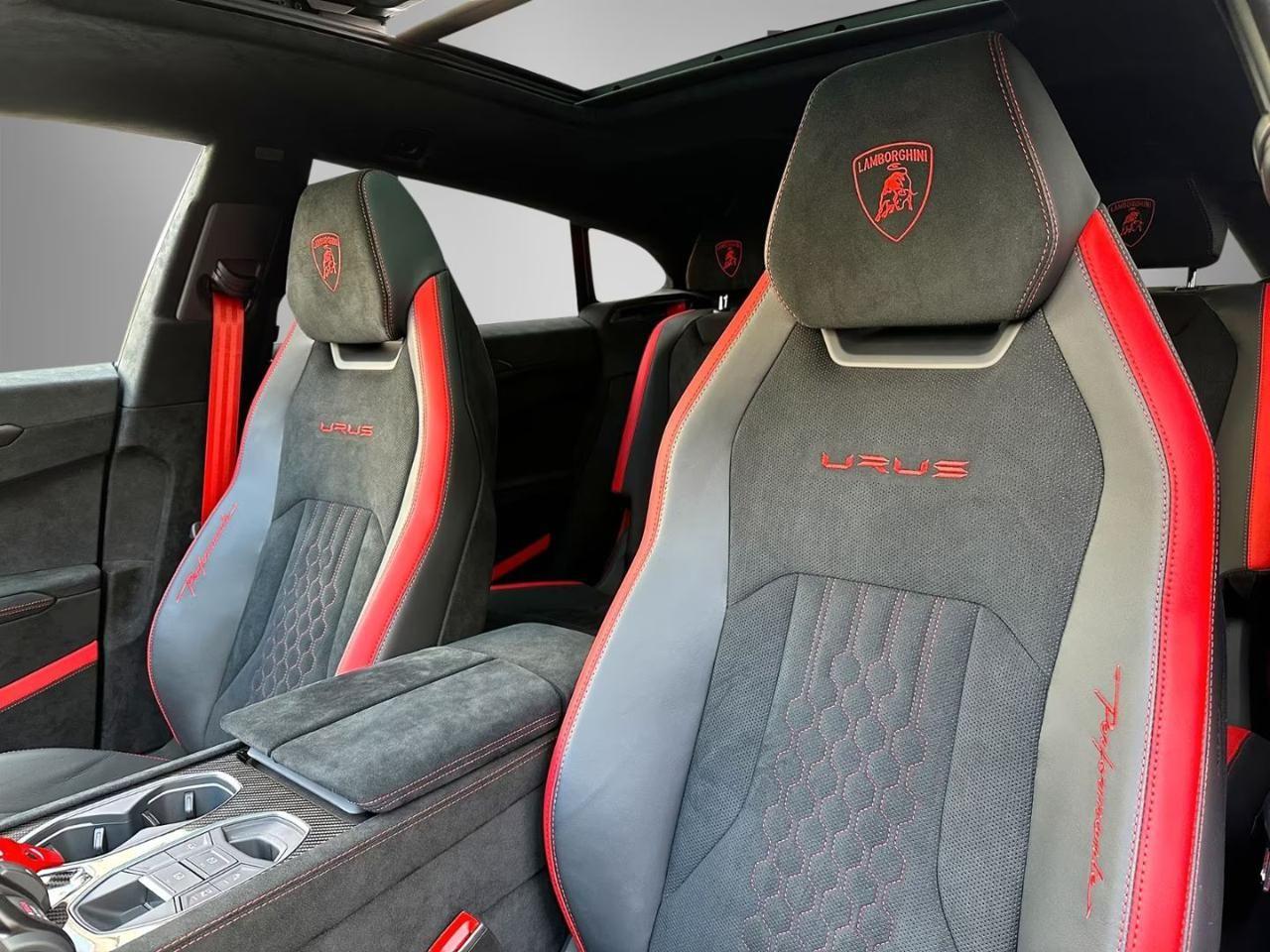 LAMBORGHINI Urus 4.0 Performante 666cv TUA IN 30 GIORNI