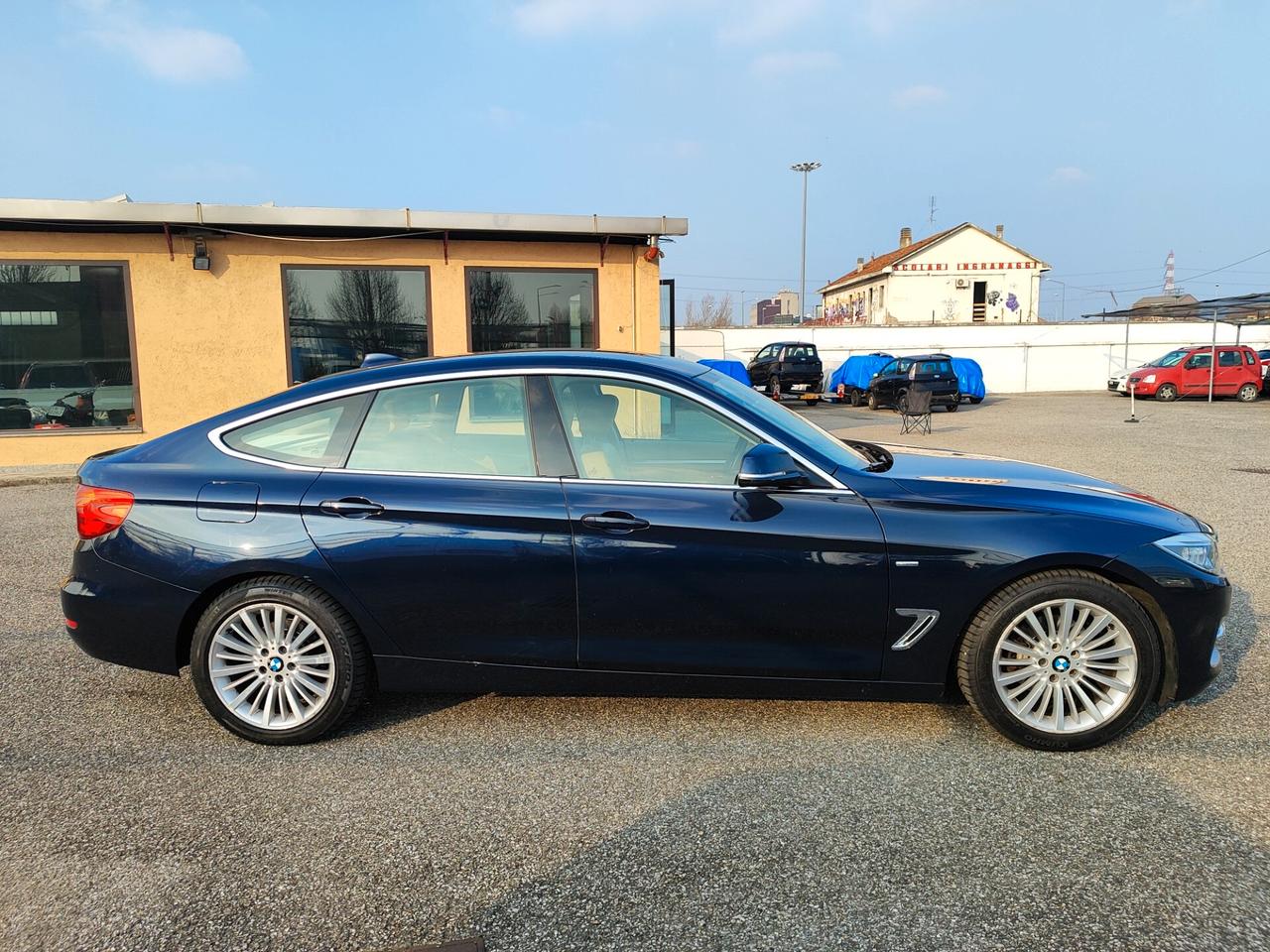 Bmw 320 320d GT Luxury