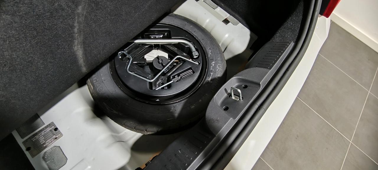 Fiat 500 1.0 Hybrid Cult pari al nuovo