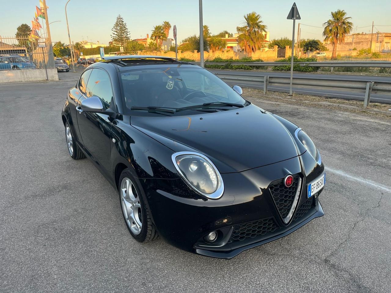 Alfa Romeo MiTo 1.6 JTDm Distinctive Premium 2011