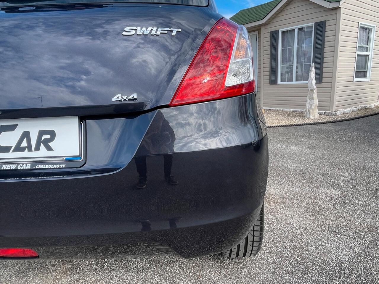 Suzuki Swift 1.2 Dualjet 4WD 5 porte B-Road