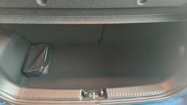 HYUNDAI i10 1.0 MPI Connectline più colori disponibili