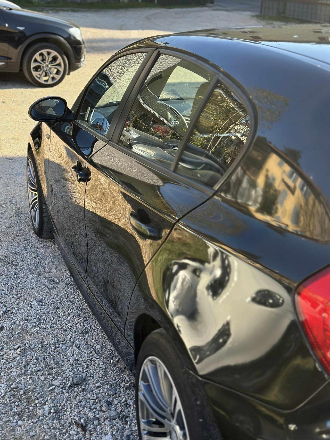 Bmw 116d 5P ATTIVA KMCERT NEOPAT UNICOPR