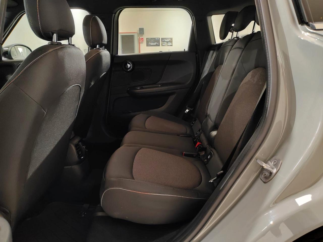 Mini Cooper D Countryman Mini 2.0 Cooper D Business Countryman Automatica
