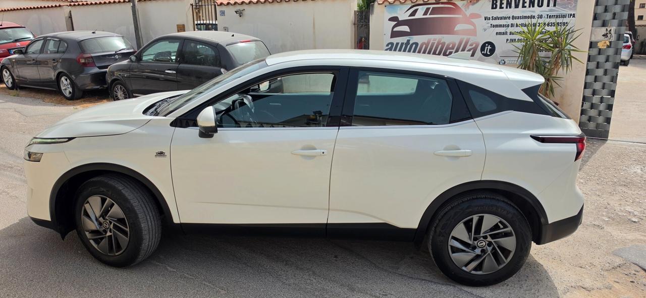 Nissan Qashqai MHEV 140 CV Business