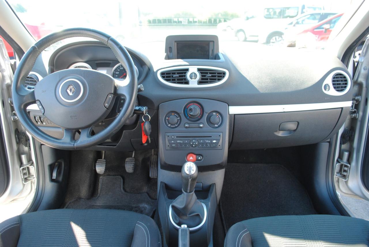 RENAULT CLIO 1.2 75 CV
