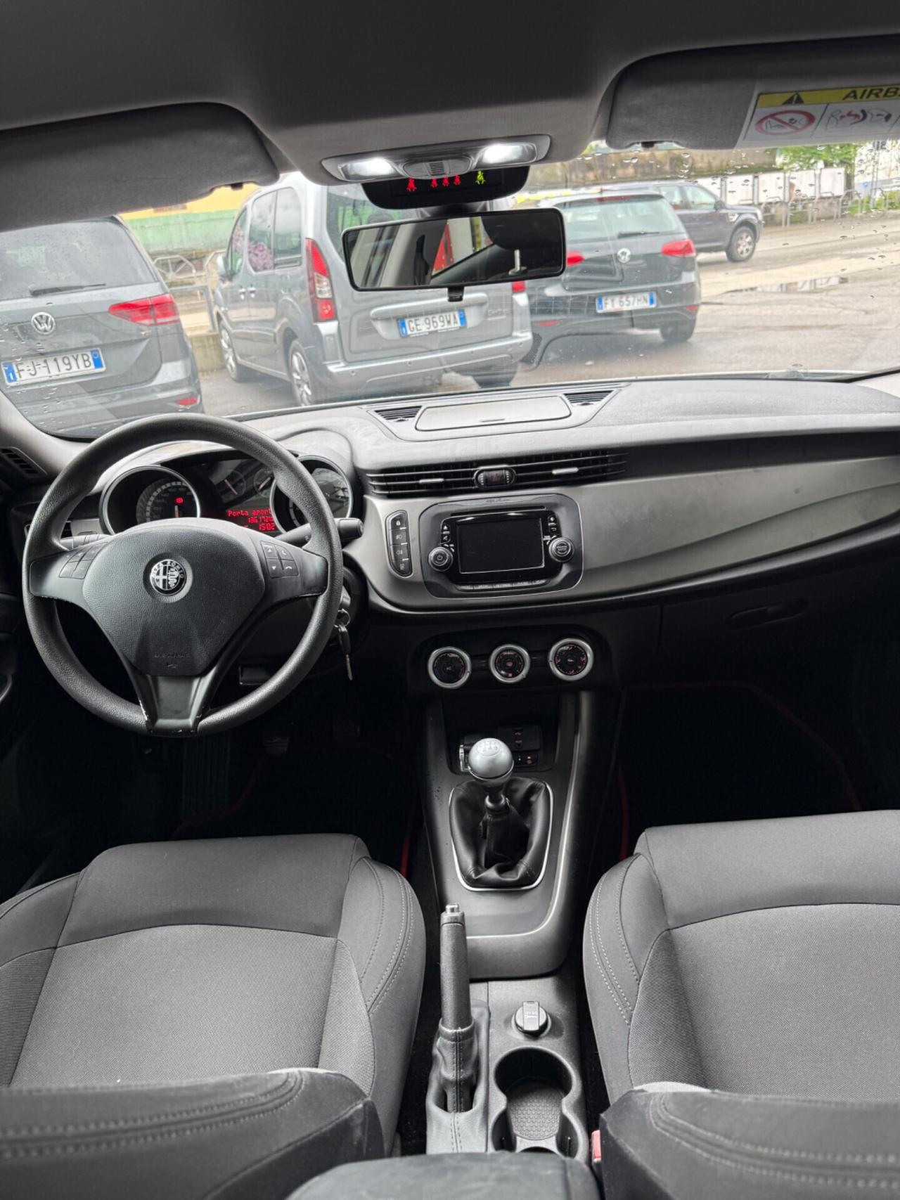 ALFA ROMEO GIULIETTA 1.6 JTDm-2 EXCLUSIVE neopatentati