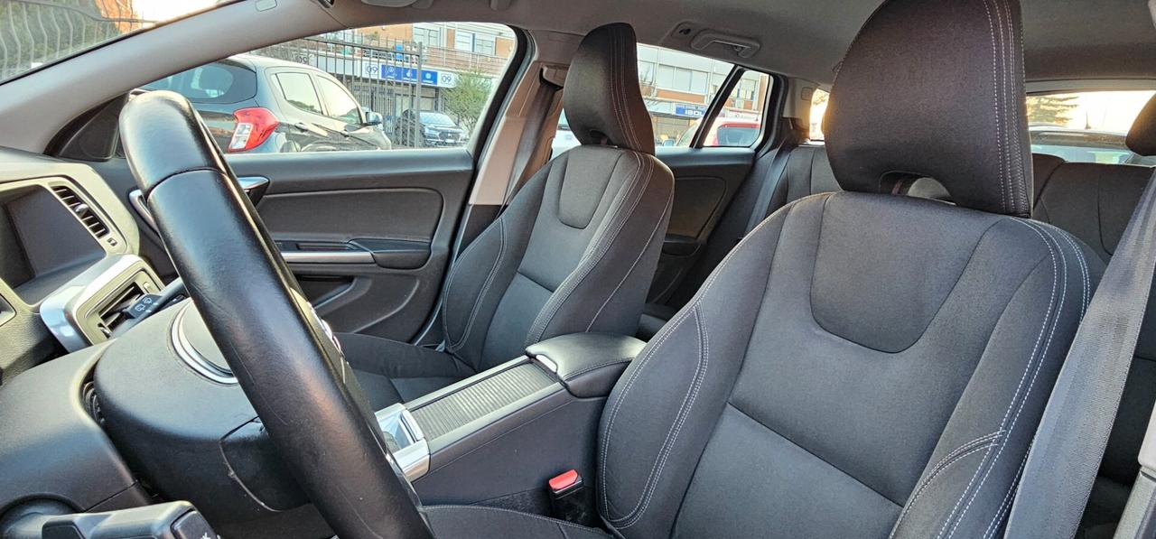 Volvo V60 Automatica 120 CV