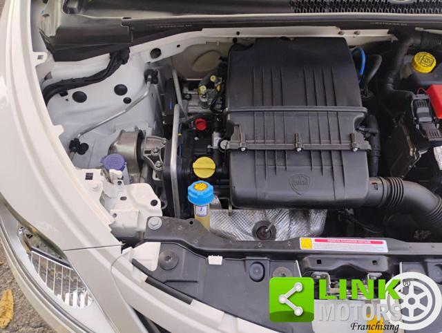 LANCIA Ypsilon 1.2 69 CV 5 porte Gold