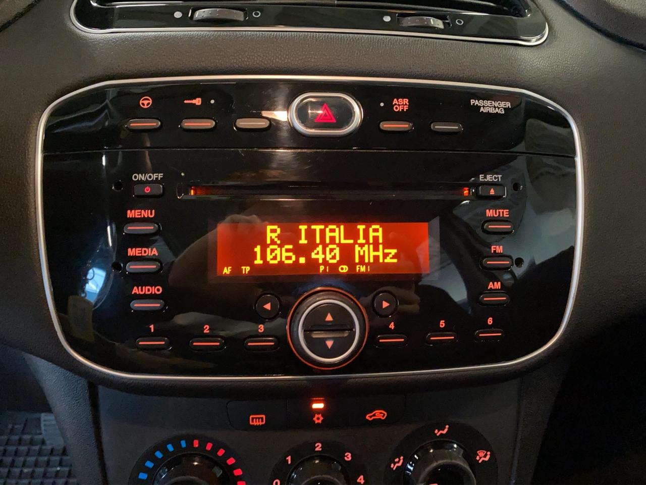 Fiat Punto 5p 1.2 Street E6