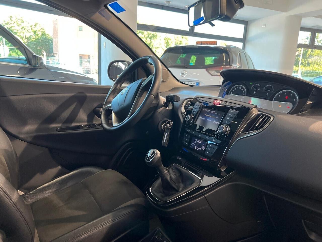 Lancia Ypsilon 1.3 MJT 16V 95 CV 5 porte S&S Platinum