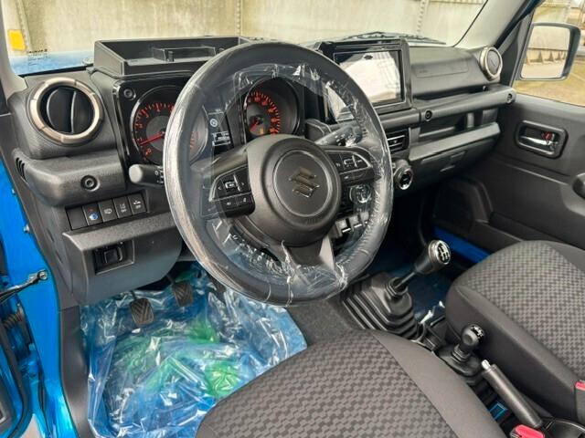 Suzuki Jimny 1.5 5MT Top