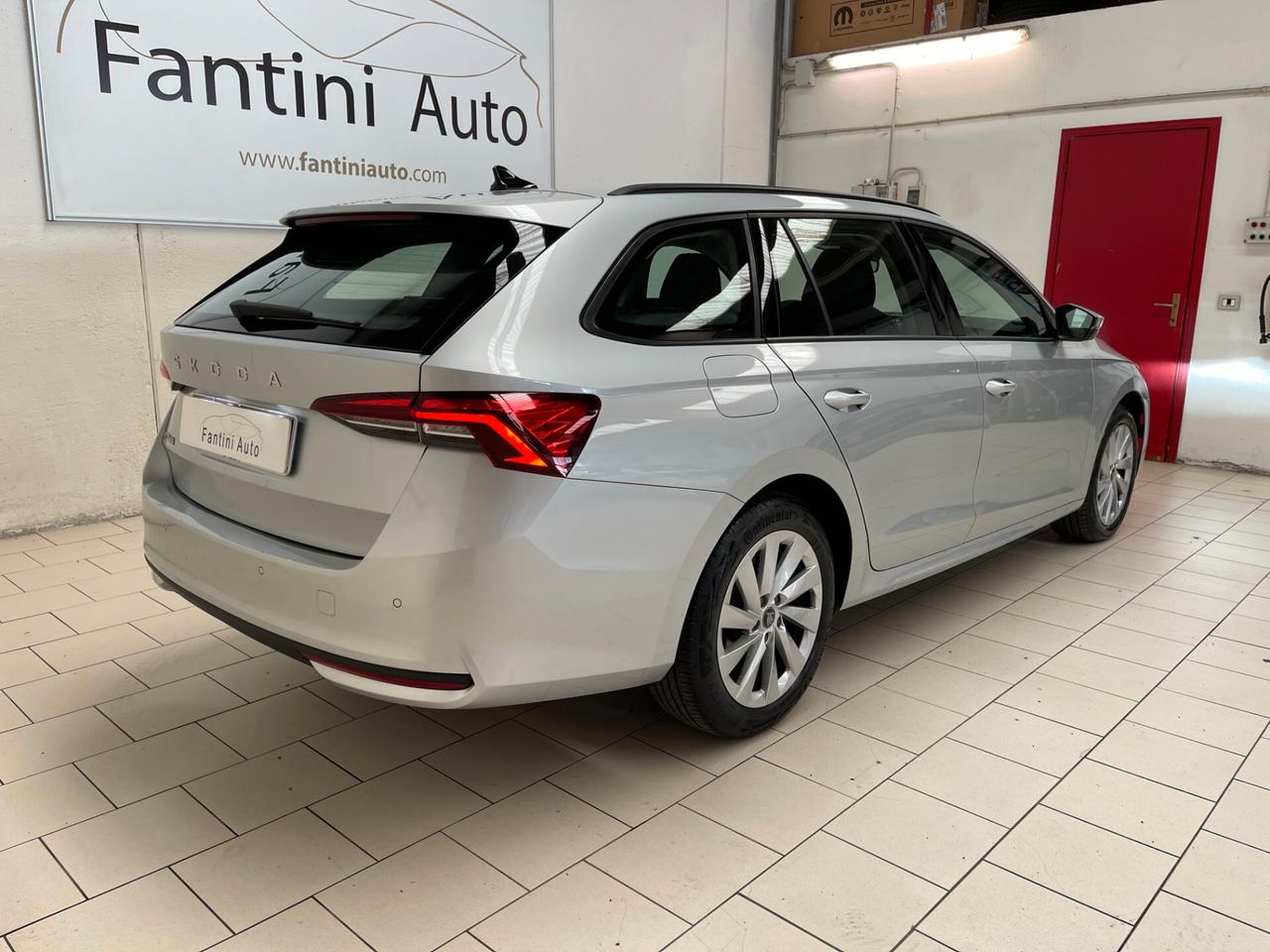 Skoda Octavia Wagon Executive 2.0 TDI 150cv DSG-LEGGI SOTTO