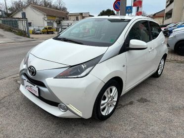 Toyota Aygo Aygo 1.0 VVT-i 69 CV 5 porte x-play