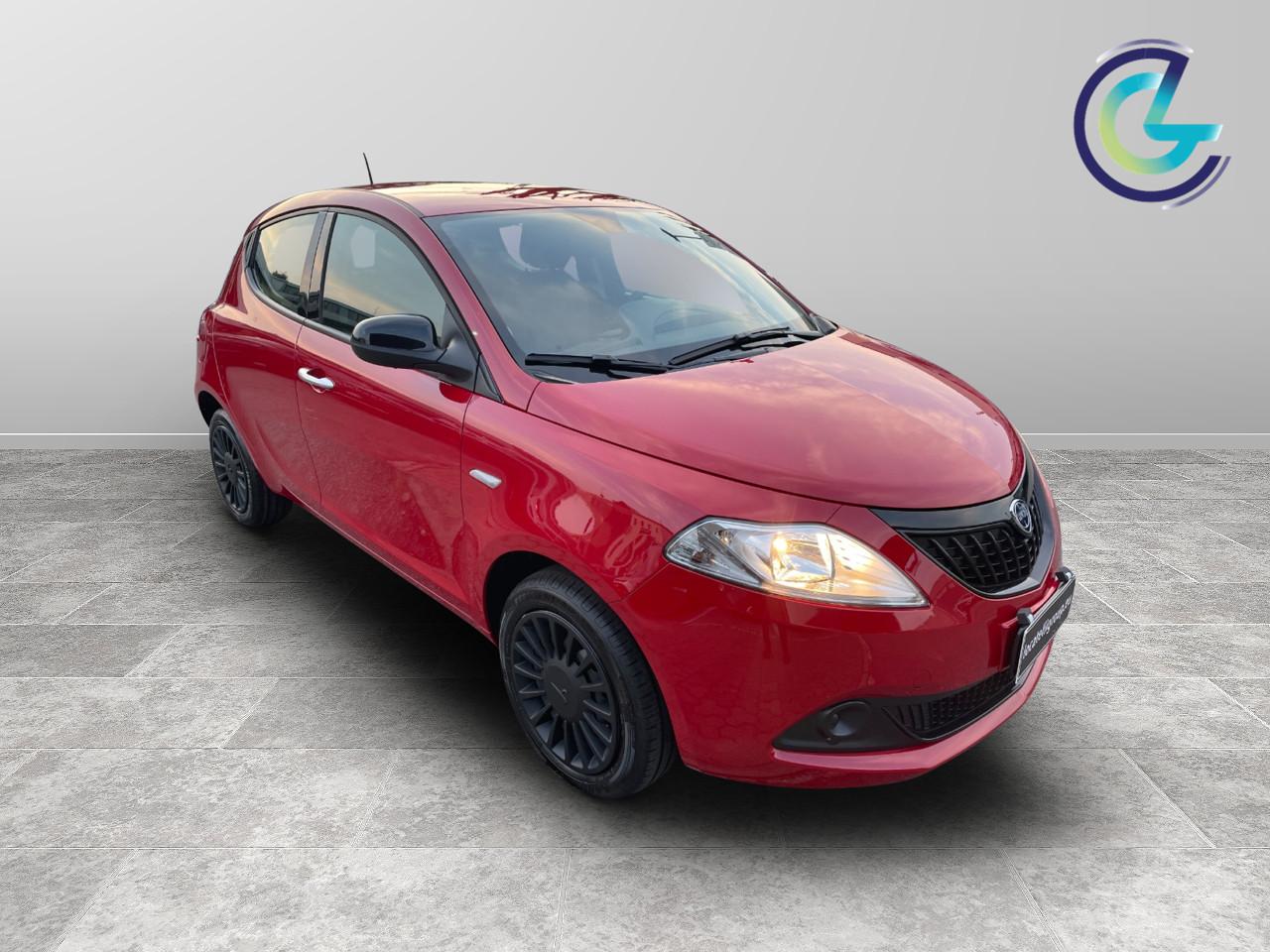 LANCIA Ypsilon III 2021 - Ypsilon 1.0 firefly hybrid Silver s&s 70cv