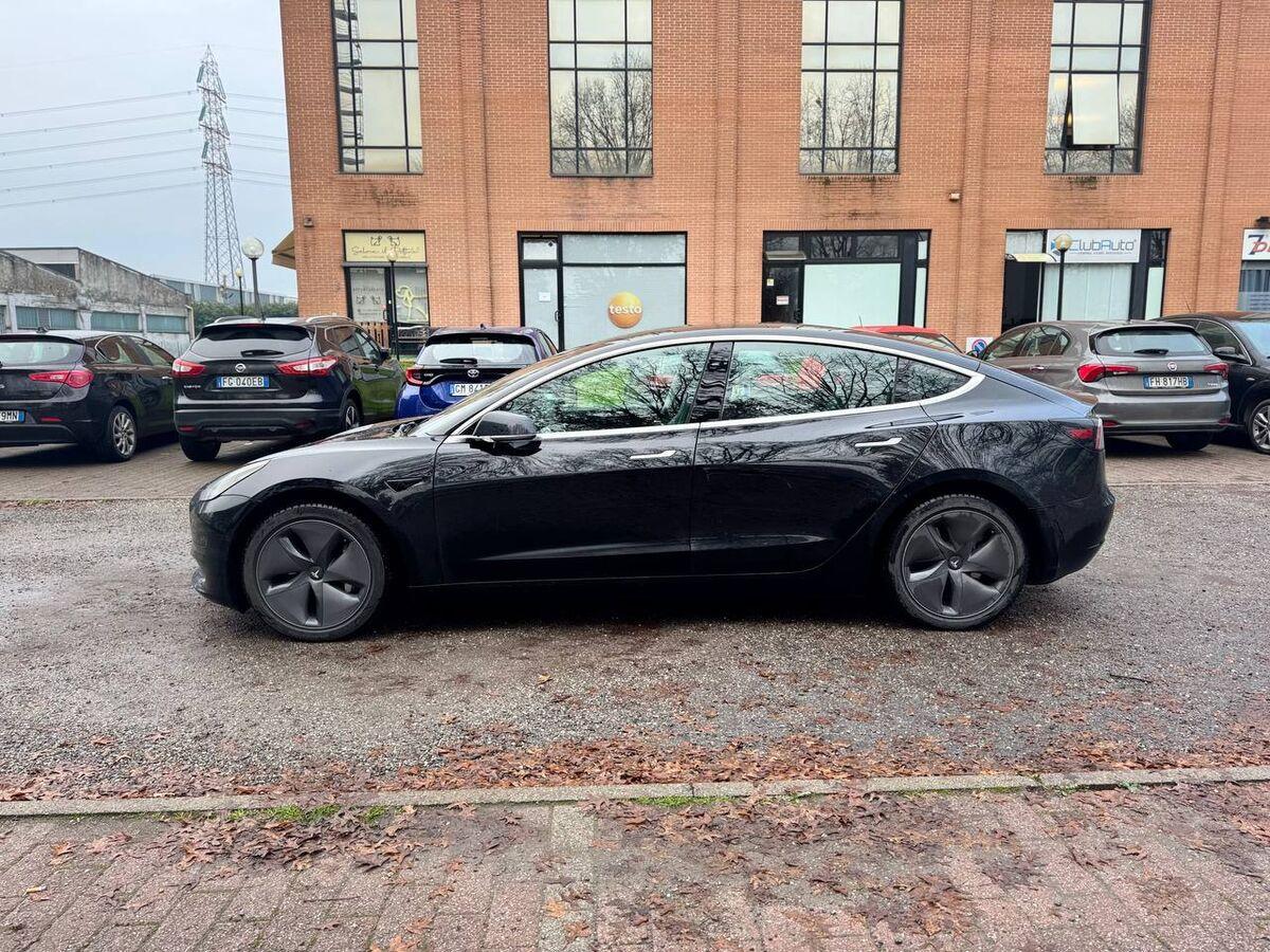 Tesla Model 3 Standard rwd Plus