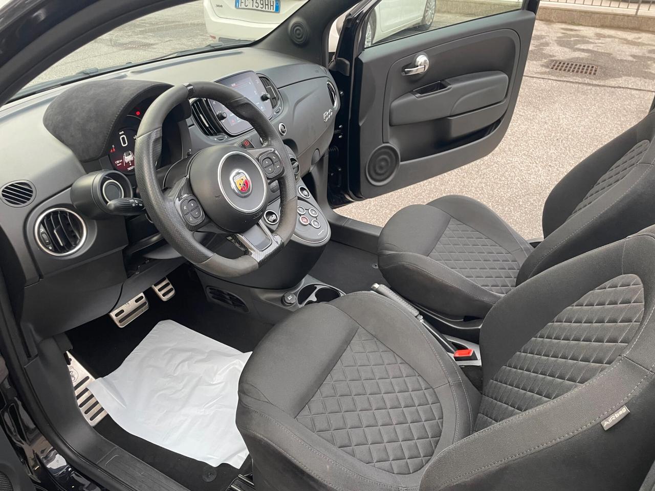 Abarth 695 C 1.4 Turbo T-Jet 180 CV M.T.A.