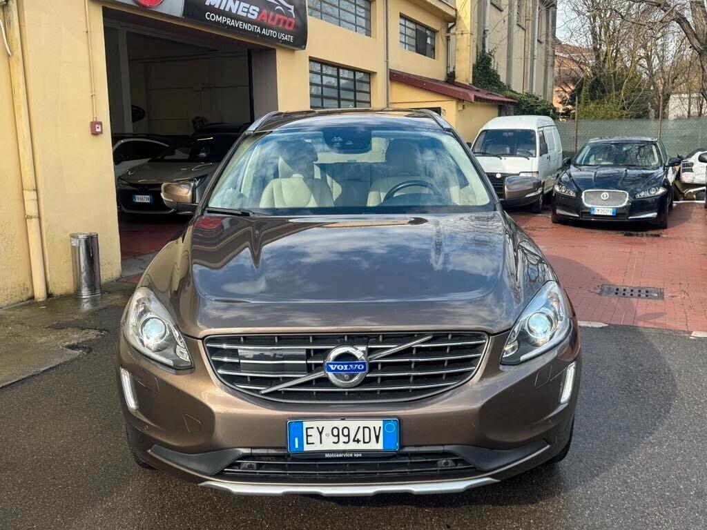 Volvo XC 60 XC60 D5 AWD Summum