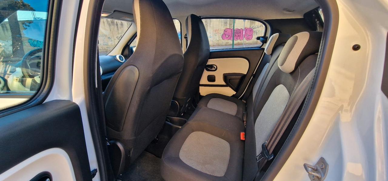 Renault Twingo SCe EDC Intens