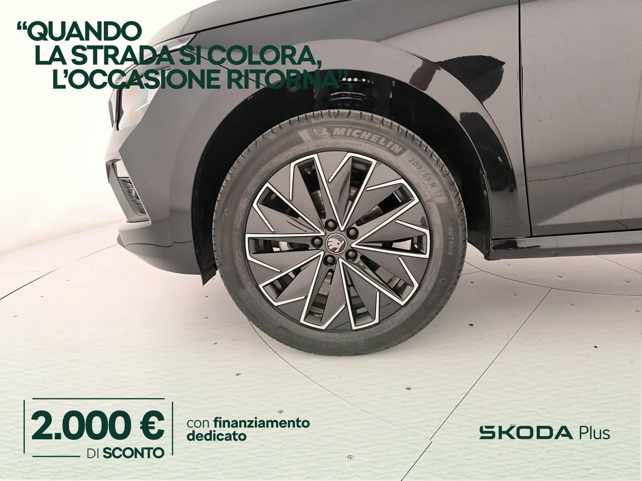 Skoda Kamiq 1.0 tsi black dots 115cv