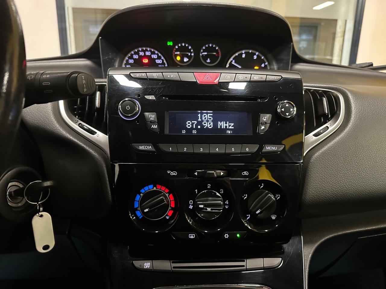 Lancia Ypsilon 1.3 MJT 16V 95 CV 5 porte S&S Gold