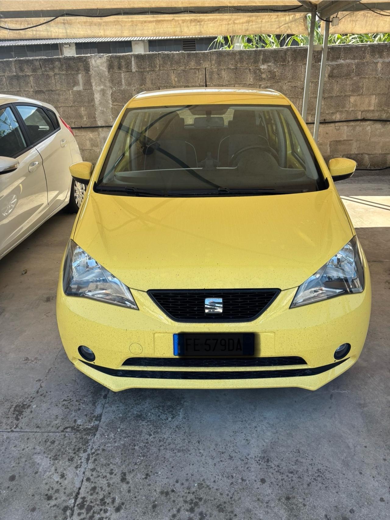 Seat Mii 1.0 68 CV 5 porte Chic Ecofuel neo patentati