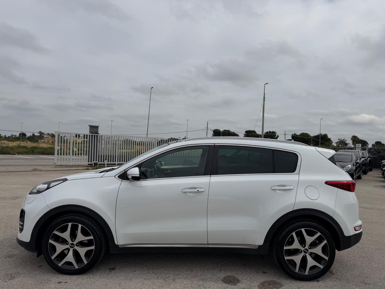 KIA SPORTAGE 1.7 CRD 141 GTLINE FULL TETTO PERLATA