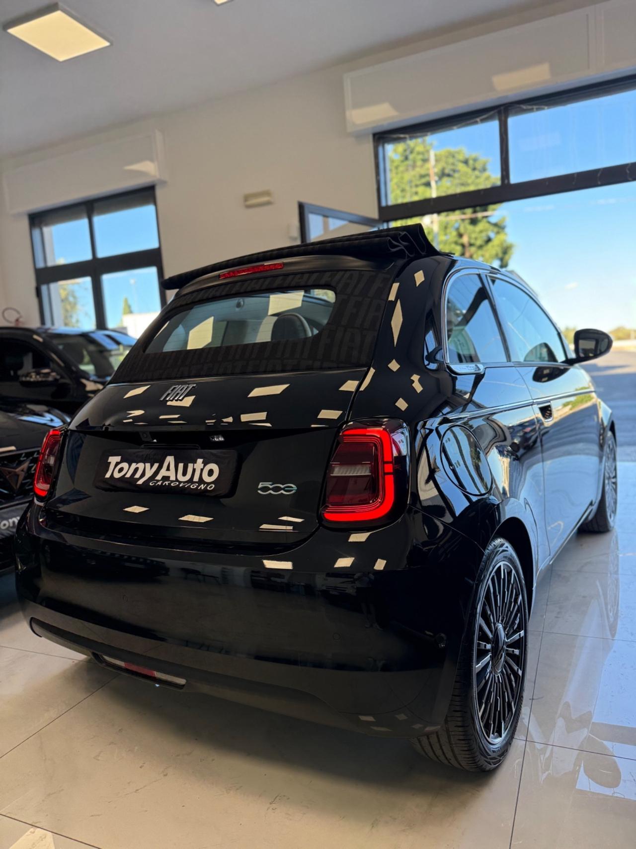 Fiat 500 EDIZIONE LIMITATA, CAMBIO AUTOMATICO, TELECAMERA,FULL LED, NAVI,APPLE CARPLAY
