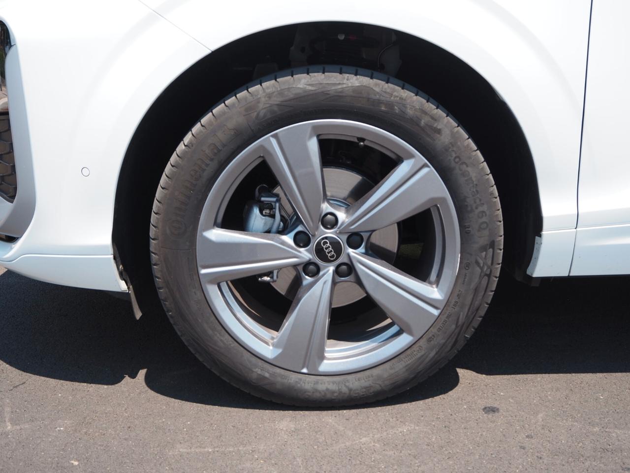 Audi Q3 TFSI 110 kW mHEV S tronic Line edition