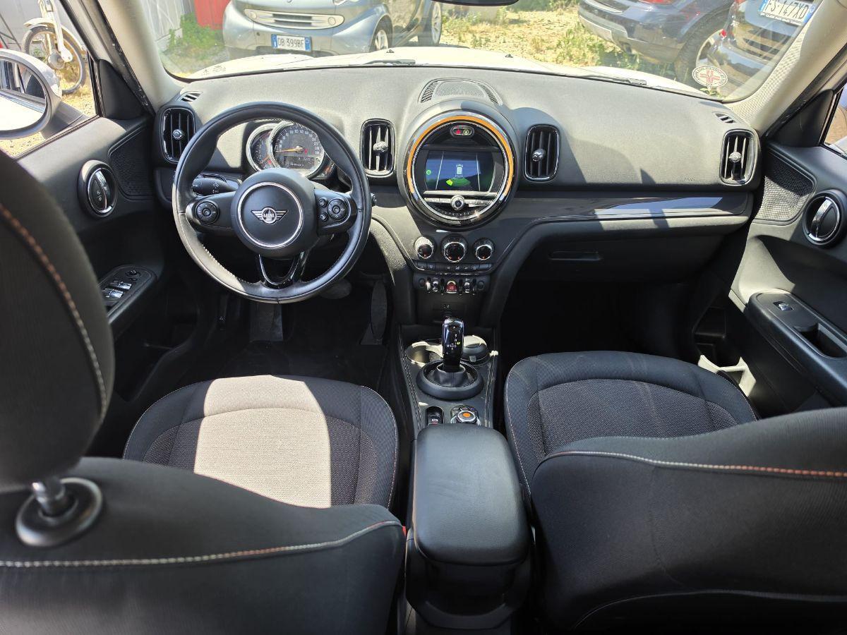 MINI - Countryman - Mini Cooper D Hype