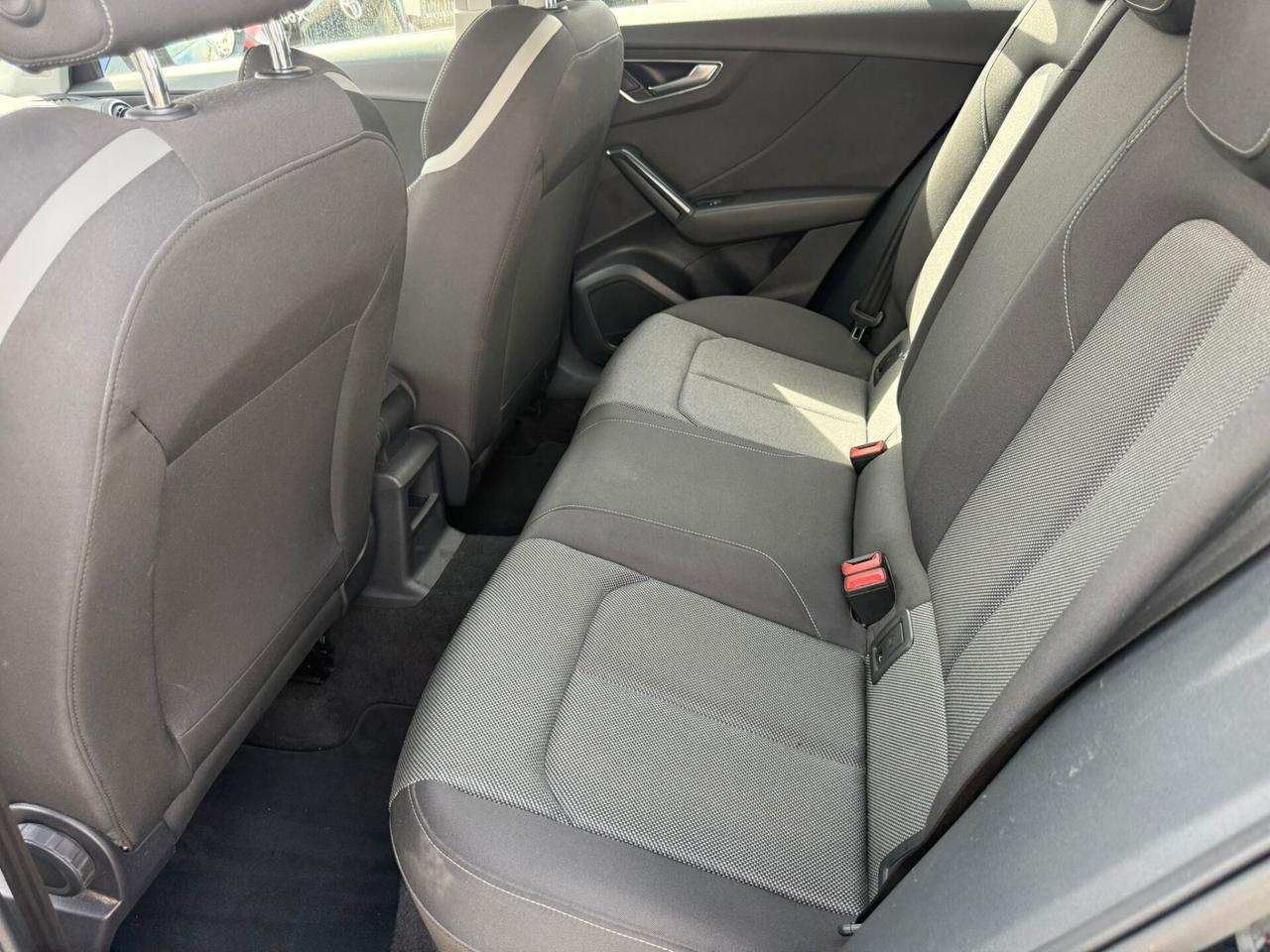 Audi Q2 1.6 TDI S tronic Sport LINE