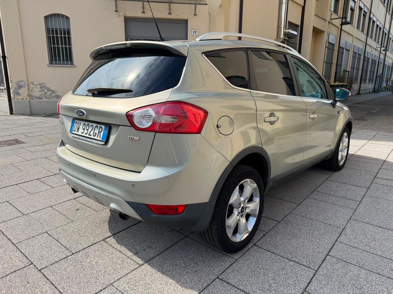 Ford Kuga 2.0 TDCi 136 CV 4WD Titanium DPF