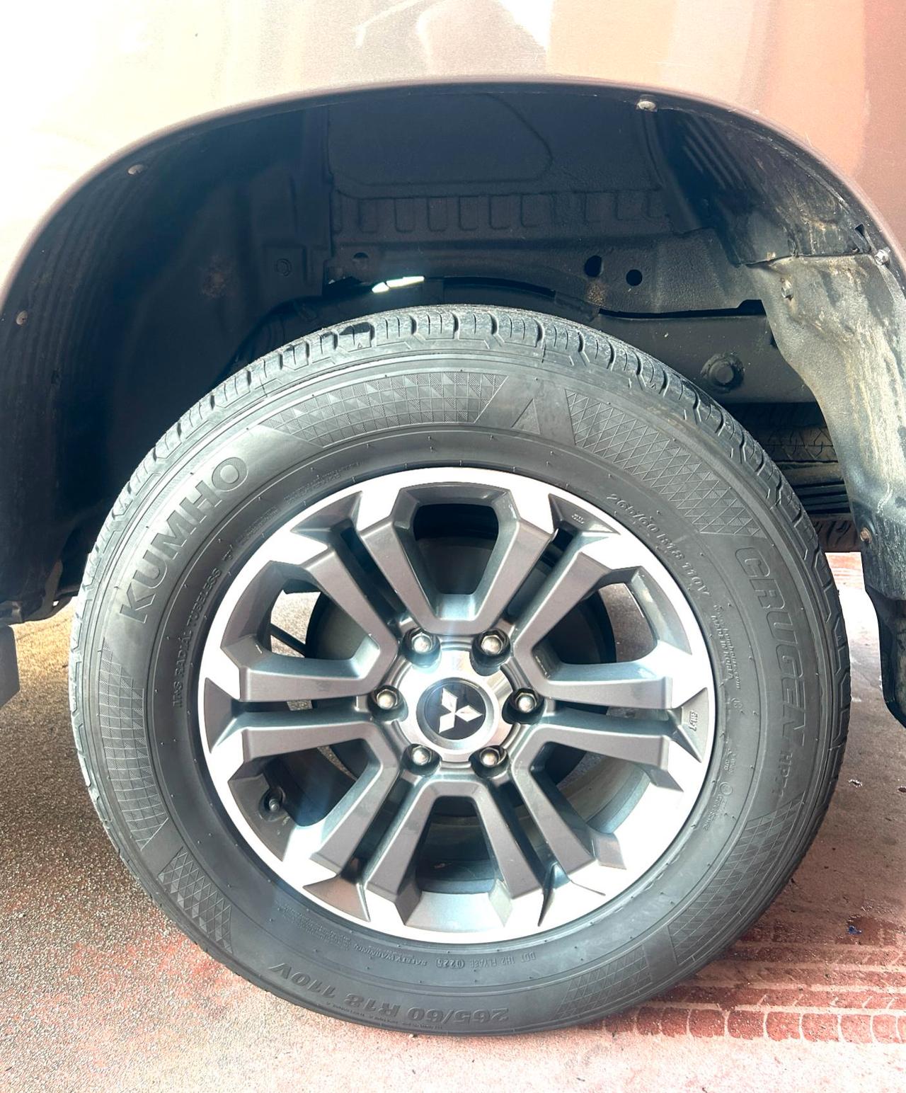 Mitsubishi L200 Double Cab L200 d.cab 2.3d Intense 4wd 150cv