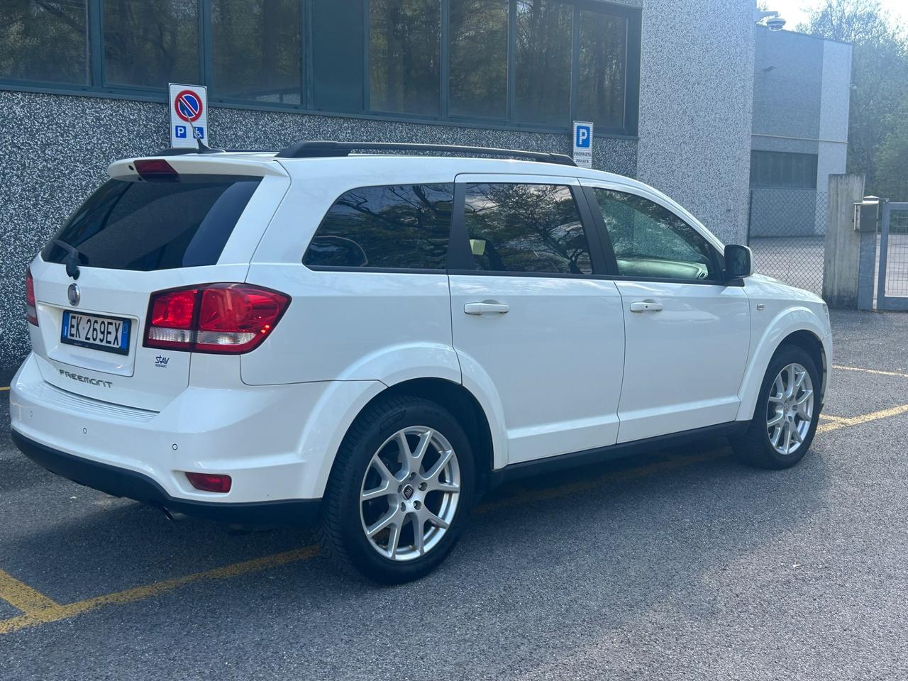 Fiat Freemont 2.0 Multijet Lounge 7 Posti Pelle Sensori Clima – Ottime Condizioni