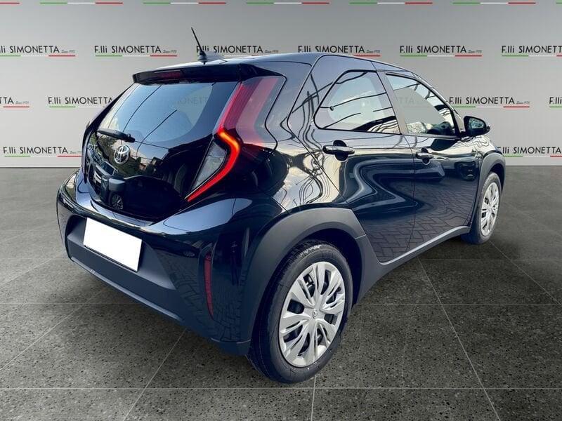 Toyota Aygo X 1.0 Active 72cv - KM0
