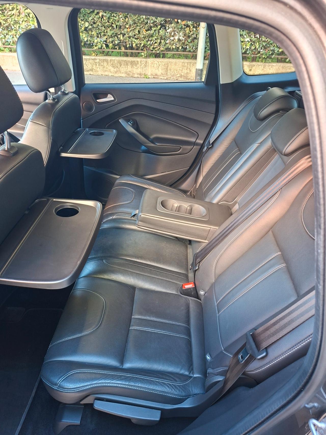 Ford Kuga 2.0 TDCI 150 CV S&S 4WD Powershift Titanium Business