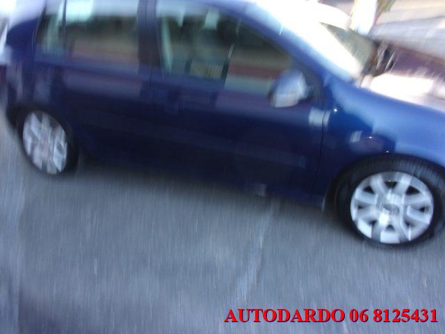 VOLKSWAGEN Golf 1.6 16V FSI 5p. Comfortline