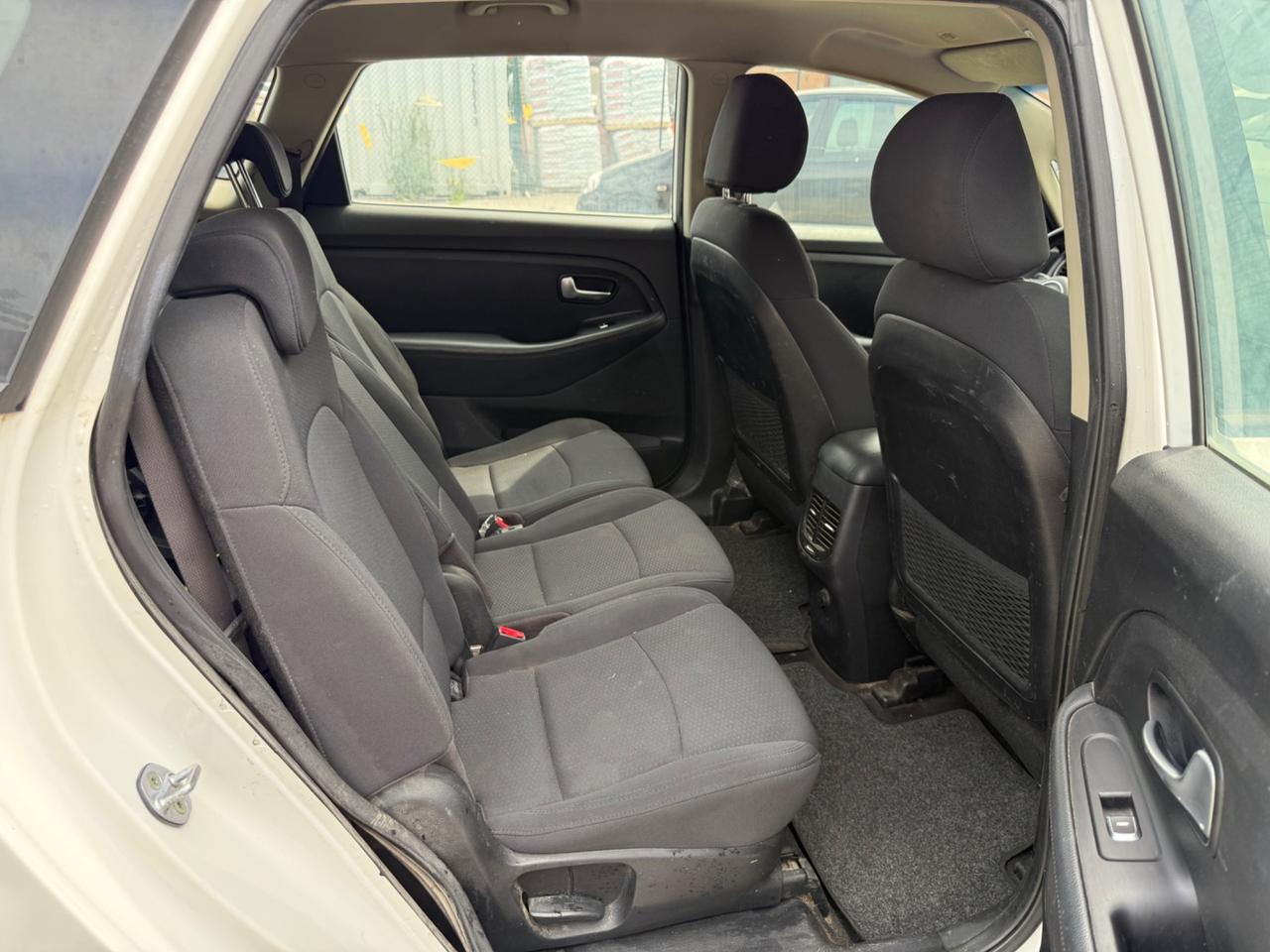 Kia Carens 1.6 GDI Class GPL