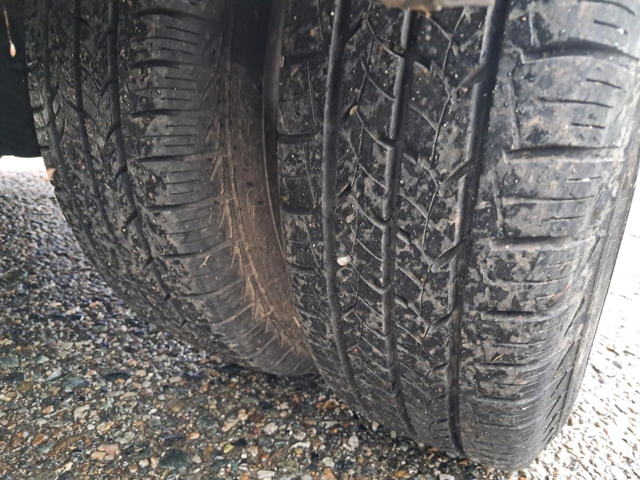 ISUZU RIBALTABILE TRILATERALE