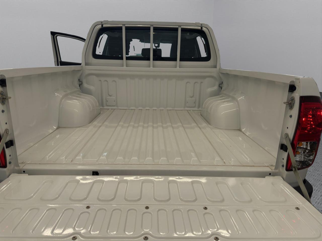Toyota Hilux MY25 2.8 d-4d double cab Comfort
