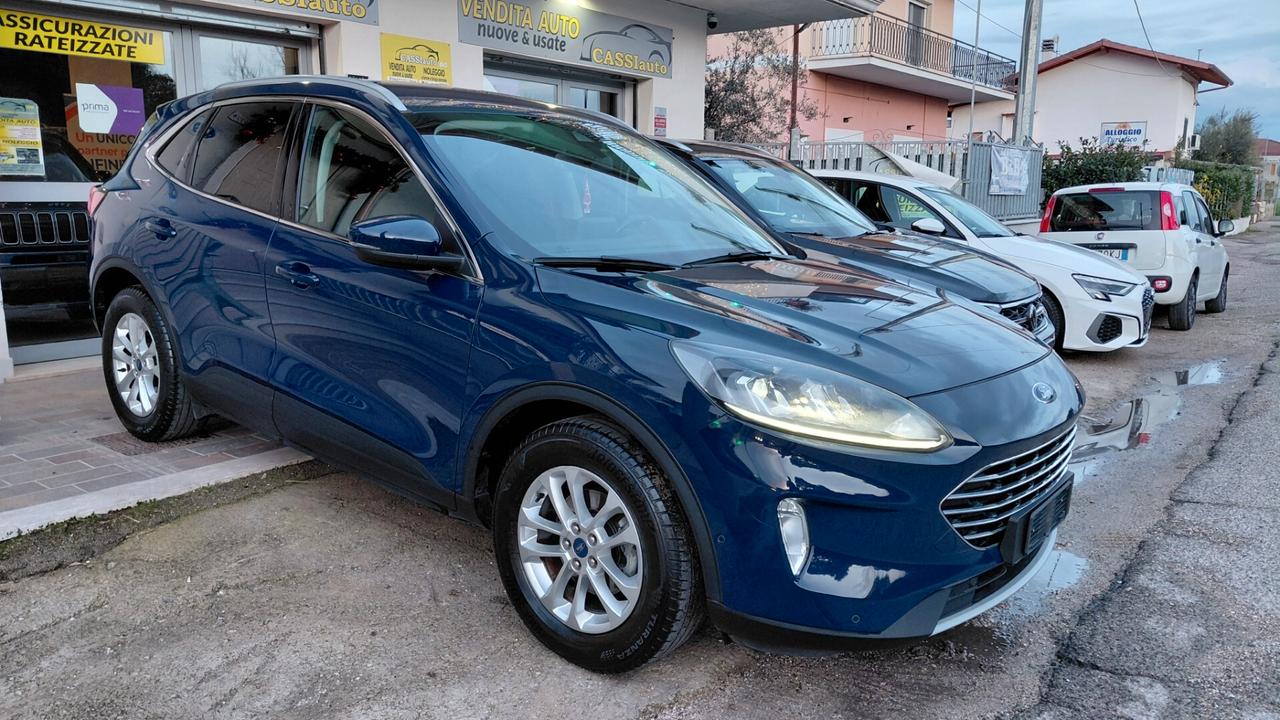 Ford Kuga 1.5 EcoBlue 120 CV MAI RIVERNICIATA