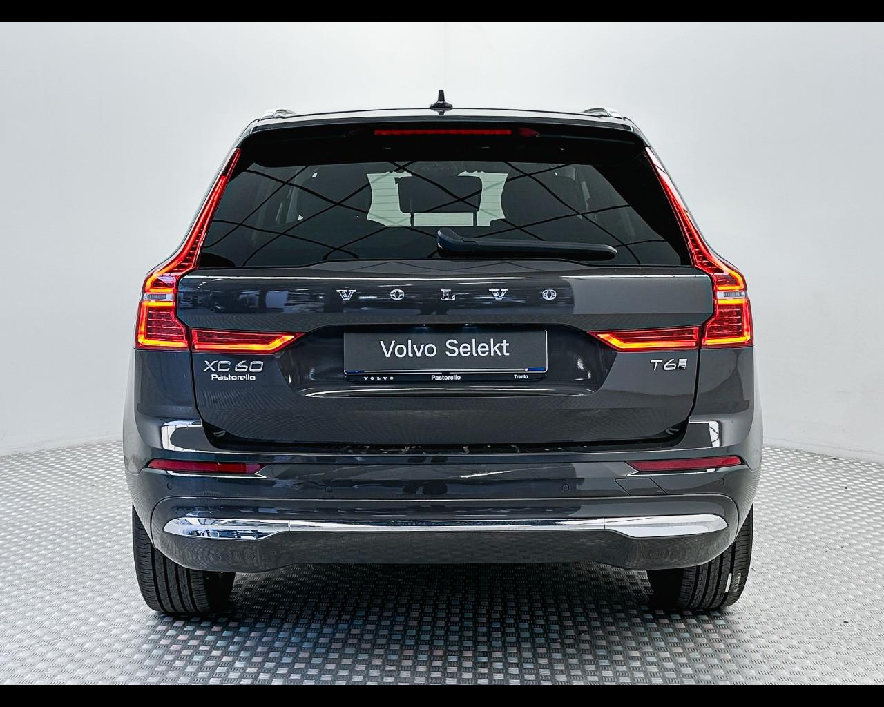 VOLVO XC60 (2017-->) - XC60 T6 Plug-in hybrid AWD automatico Plus Bright