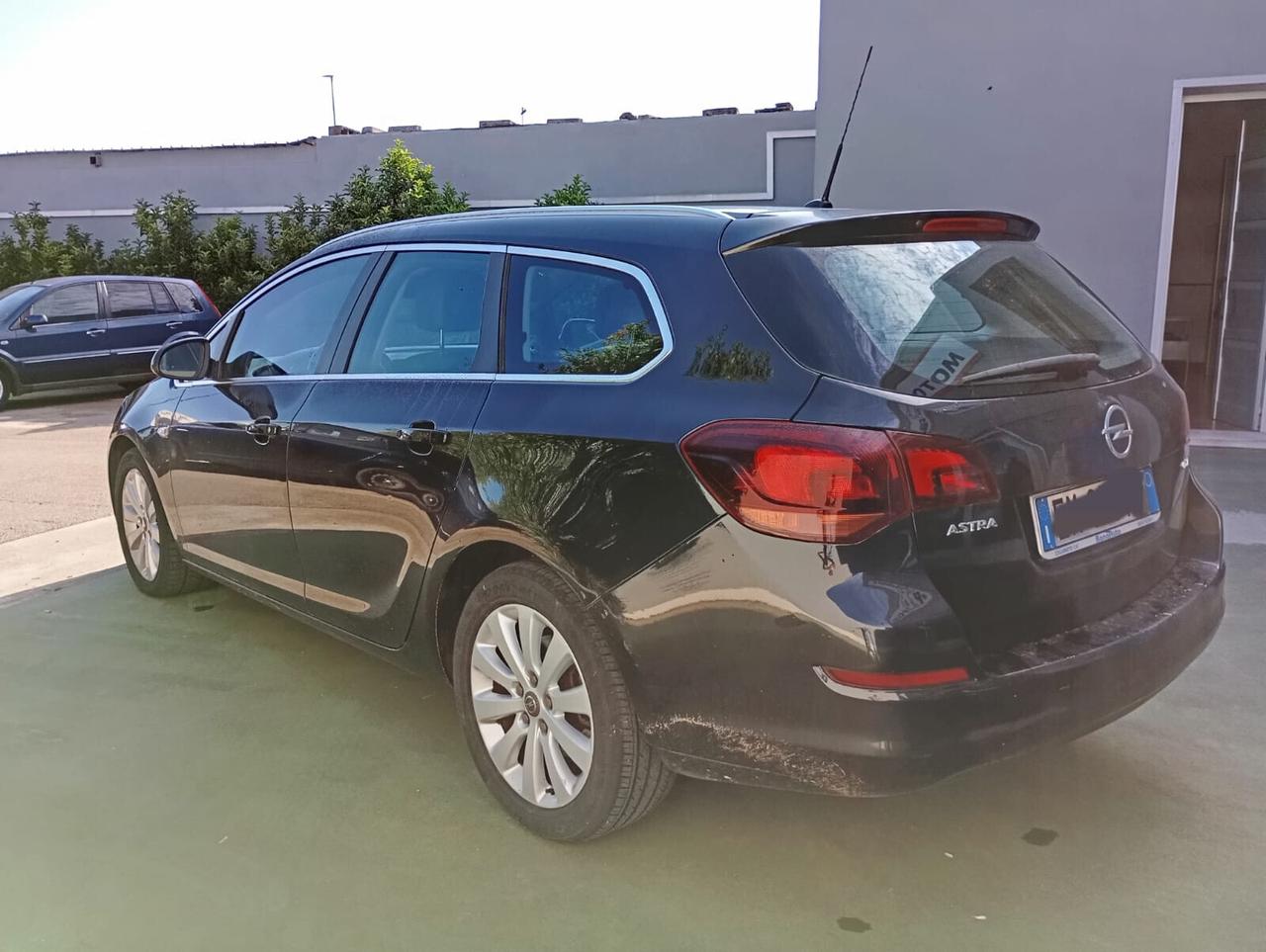 Opel Astra 1.7 CDTI 110CV Sports Tourer Cosmo