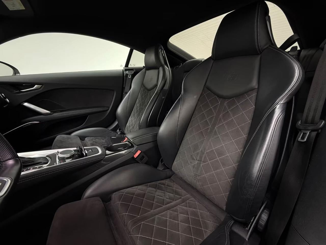 Audi TT Coupé 2.0 TFSI quattro S tronic line COMPETITION
