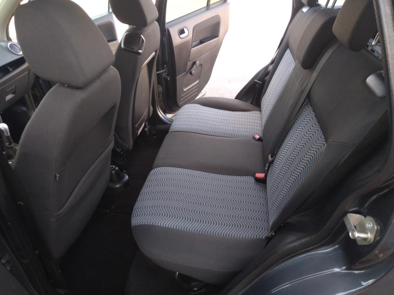 Ford Fusion 1.6 TDCi 90cv diesel 5p. Collection x neopatentati