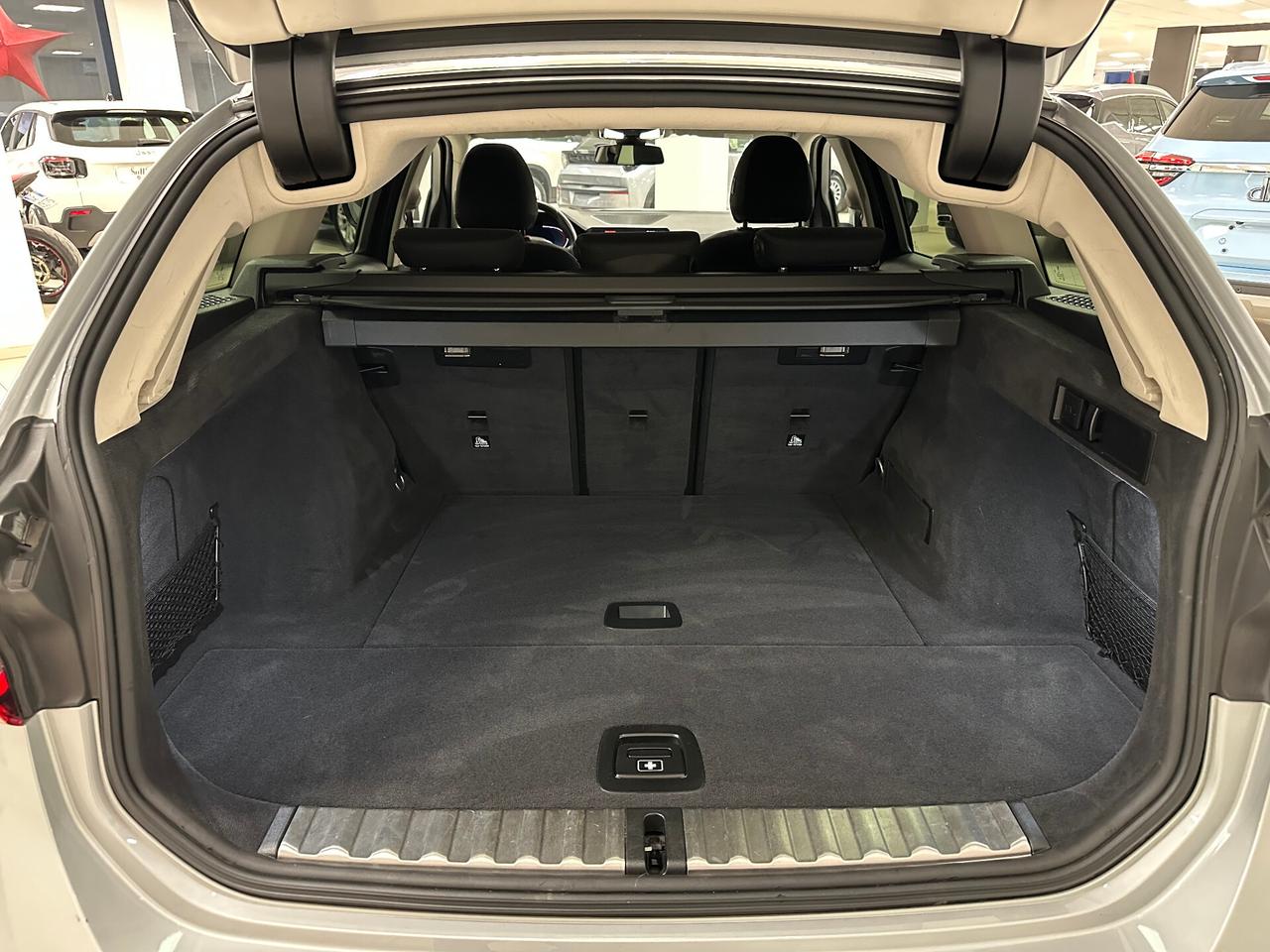 Bmw 320 320d 48V xDrive 190 Cv Touring - 2021